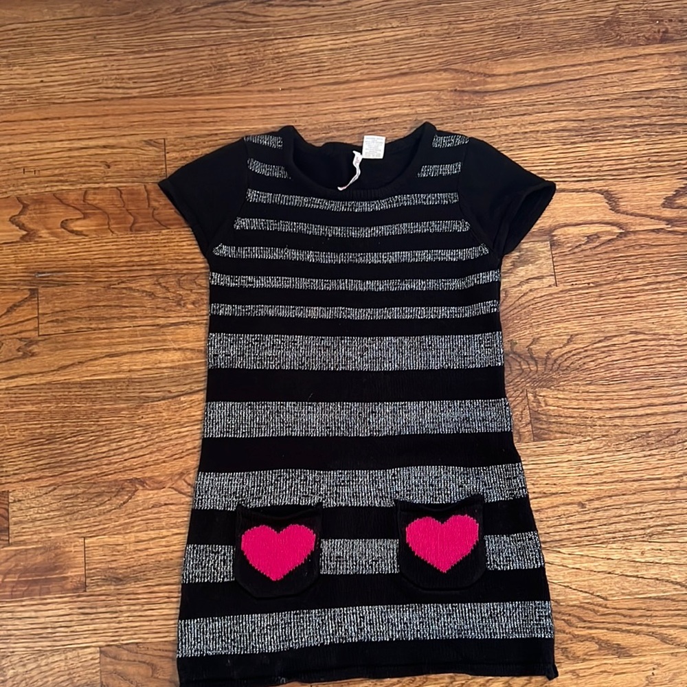 Heart -N-Crush black and gray with pink hearts sweater dress size 7/8